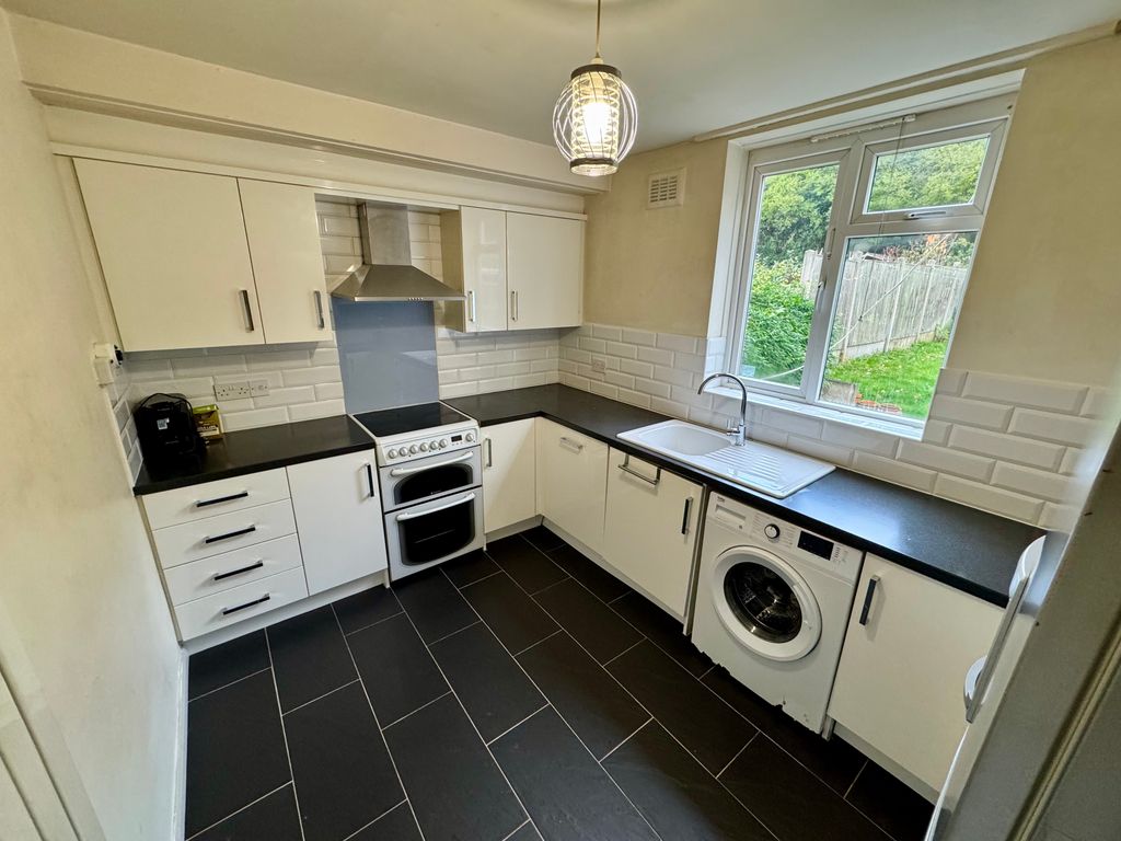 Property photo 3 of 13 Image