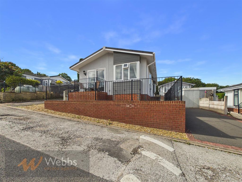 Property photo 1 of 11 Cam01407G0-Pr0286-Still012.Jpg