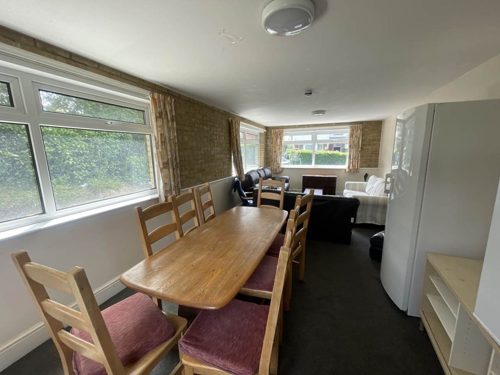 Property photo 3 of 13 Dining