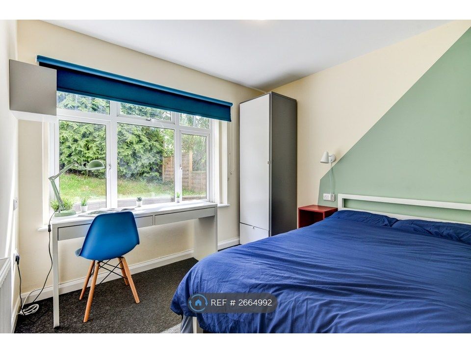 Property photo 3 of 17 Bedroom 2