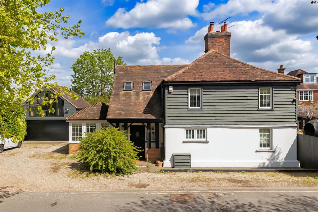 Property photo 1 of 40 2 Lower Bury (42).Jpg