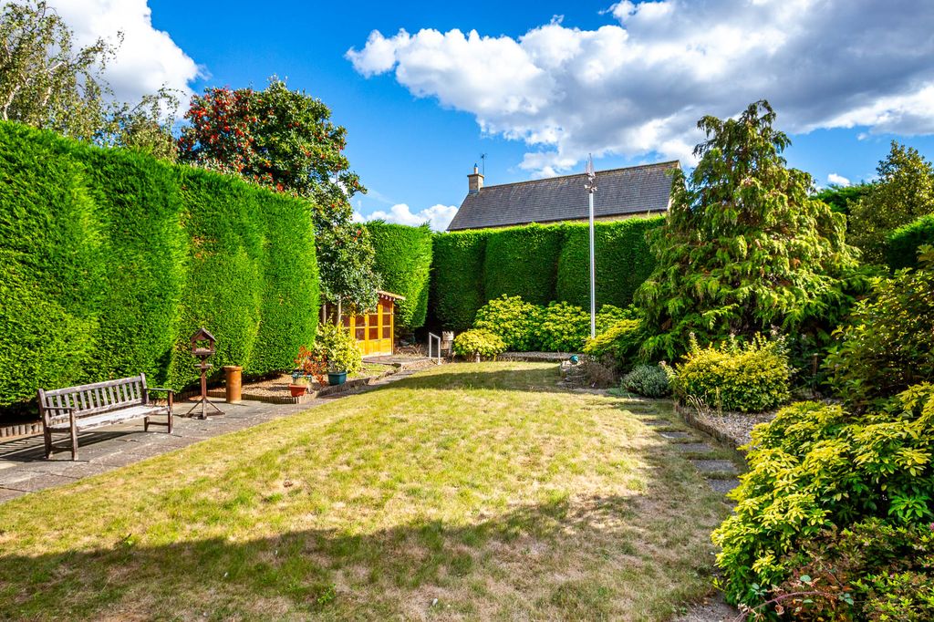 Property photo 2 of 19 Rear Garden