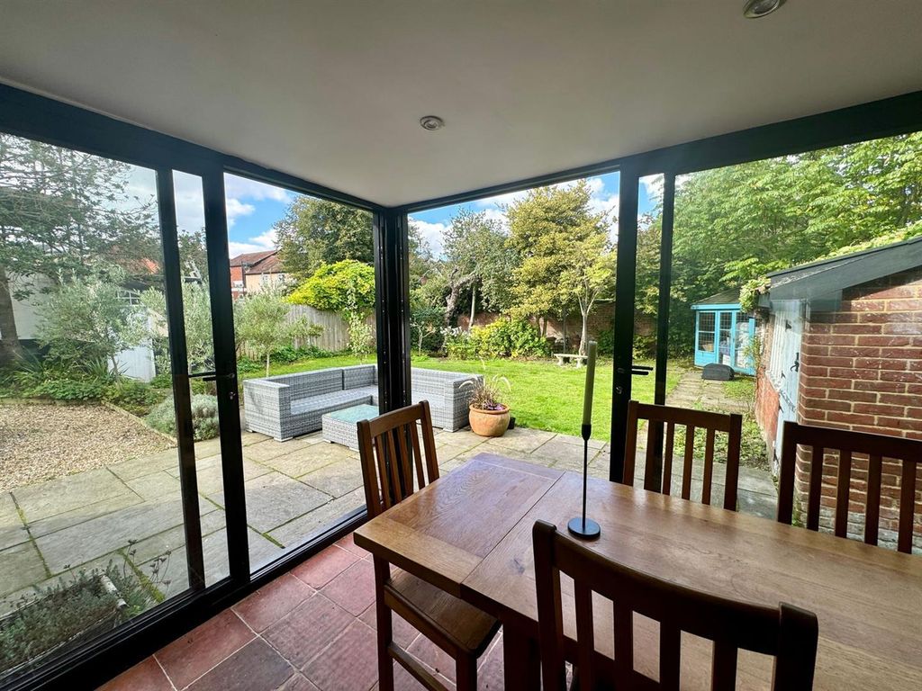 Property photo 3 of 12 Ux6Une4Gbtkuznz-H2Xmle8K9Sy.Jpeg