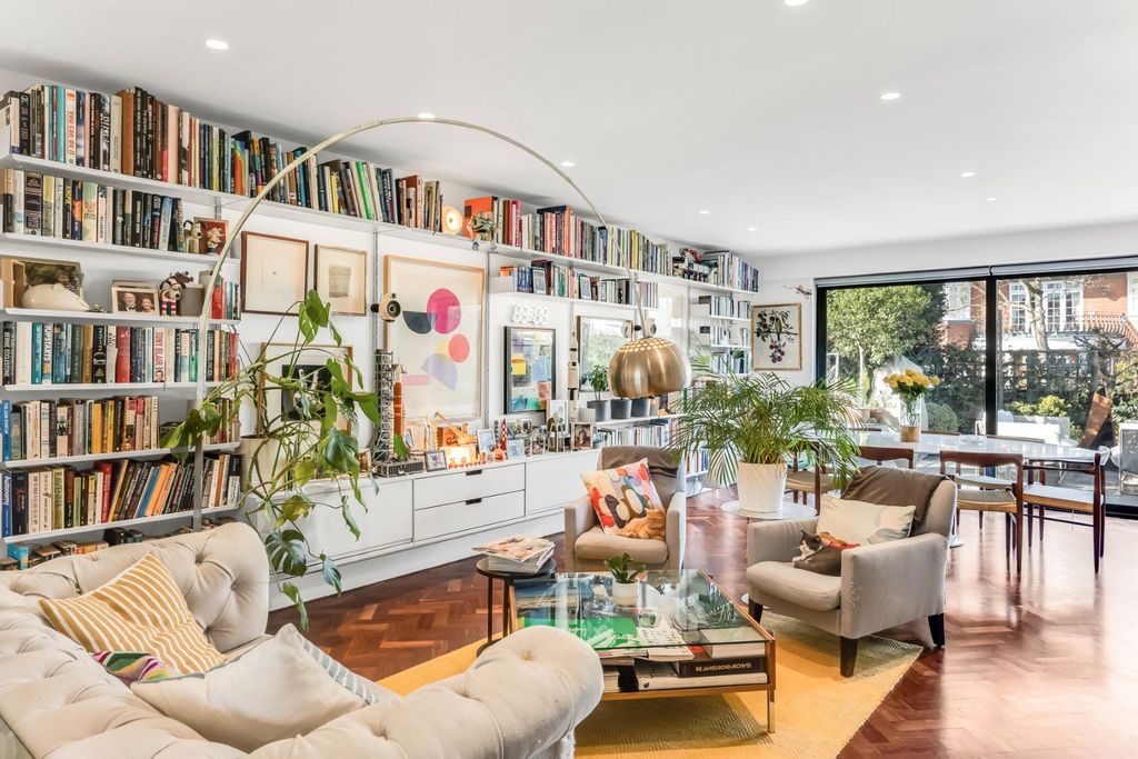 Property photo 2 of 15 Picture No. 16