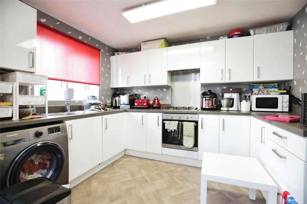 Property photo 2 of 11 Picture No. 02