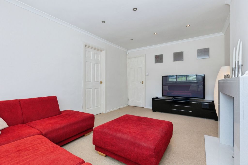 Property photo 3 of 20