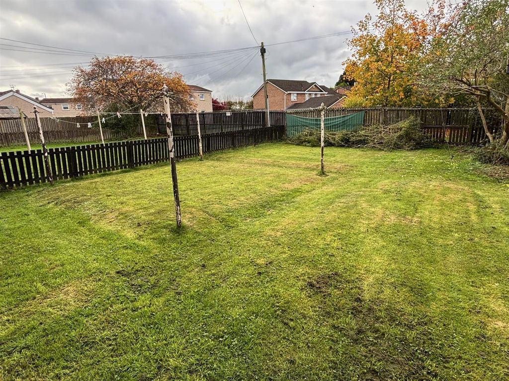 Property photo 2 of 5 60 Curlinghaugh Pic 2.Jpg