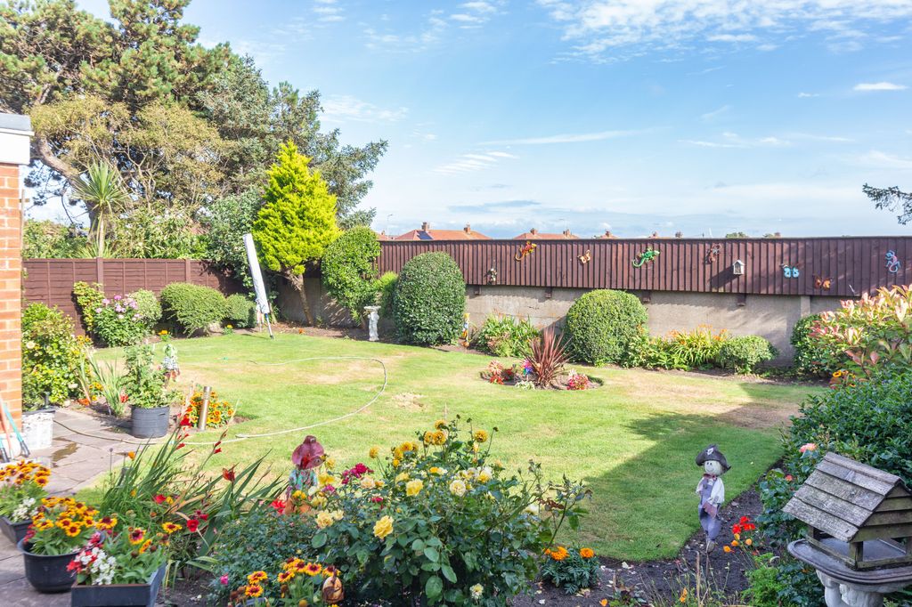 Additional image 21 of 2 bed bungalow for salePrinces Way, Fleetwood FY7