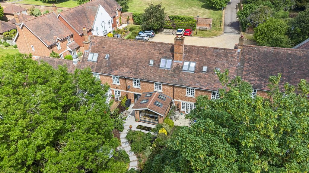 Property photo 1 of 26 4964050