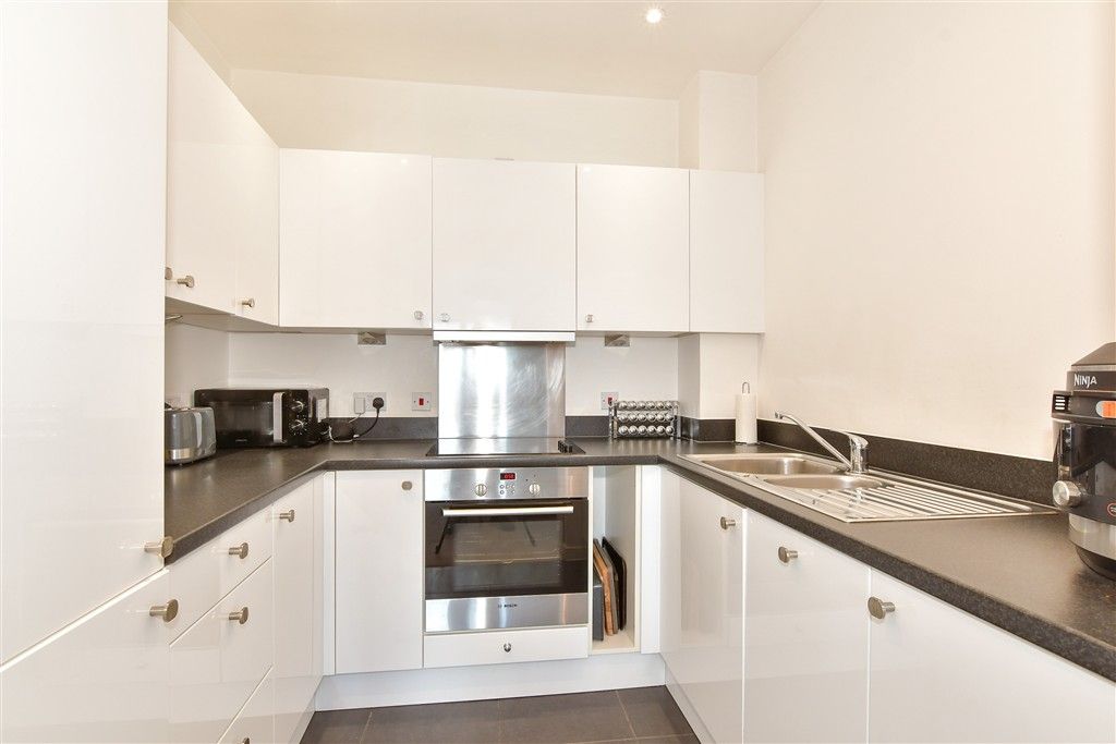 Property photo 2 of 12 Kitchen