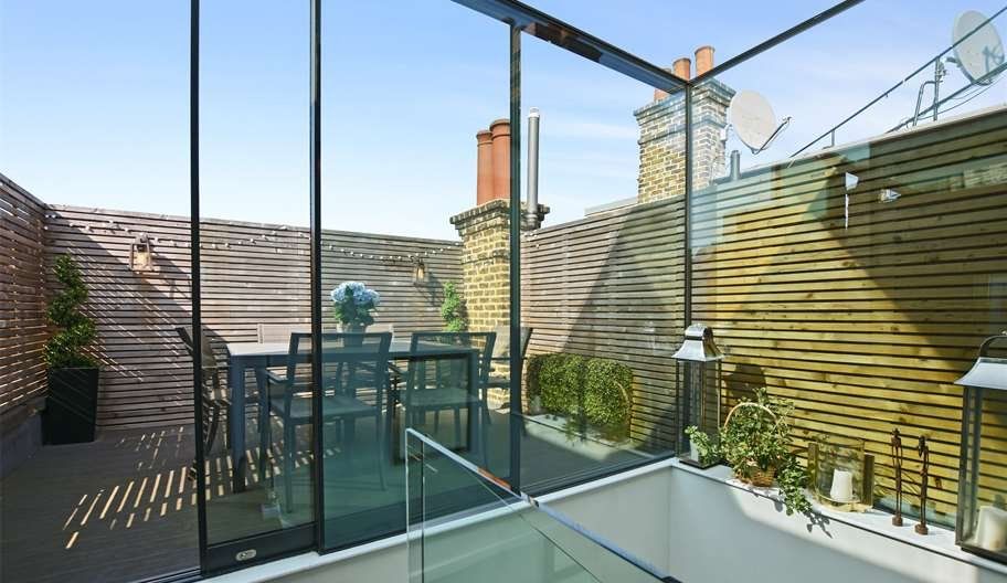 Property photo 2 of 8 Roof Terrace