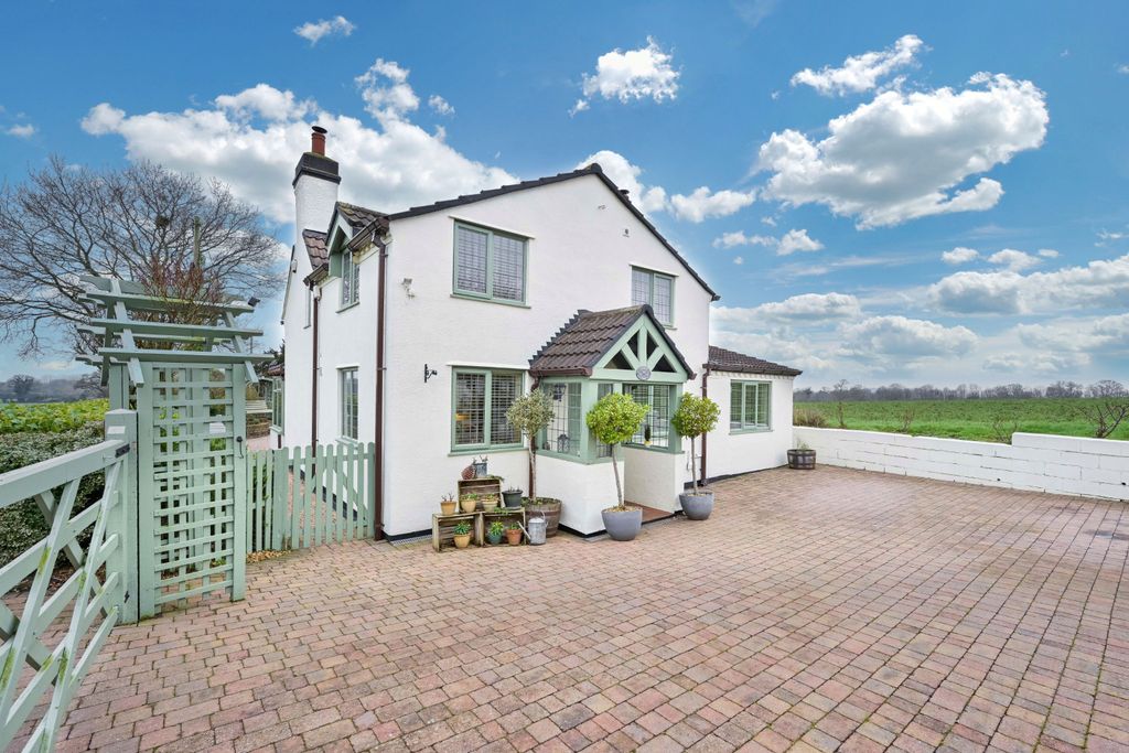 Property photo 1 of 37 Gcg-35