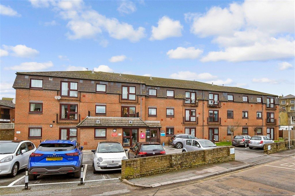 Property photo 1 of 7 External Front Web.....