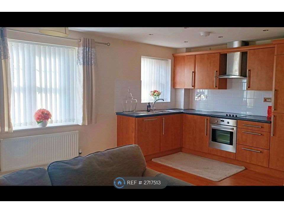Property photo 1 of 15 Kitchen Living Room
