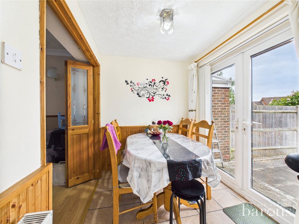 Property photo 3 of 18 Dining Room