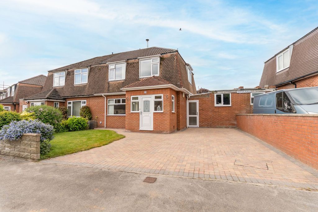 Property photo 1 of 23