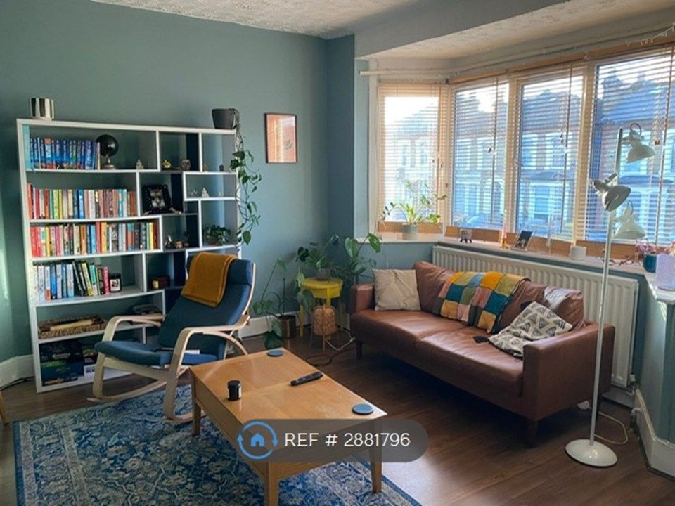 Property photo 3 of 19