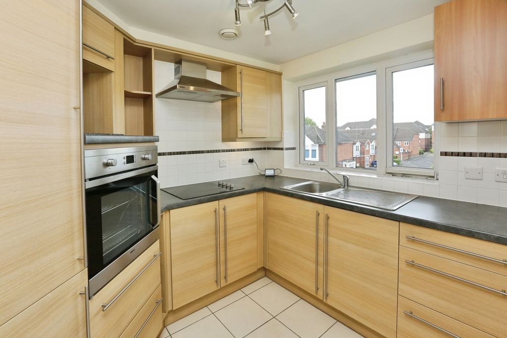 Property photo 2 of 11 Pbox-Img.Jpg
