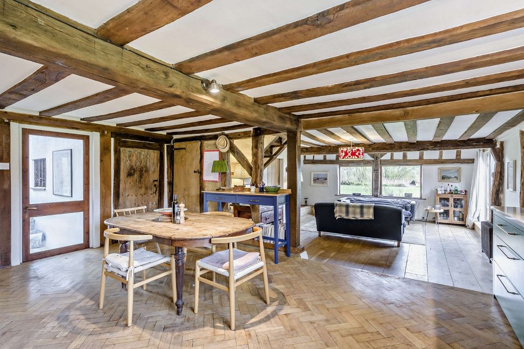 Property photo 2 of 11 Picture No. 54