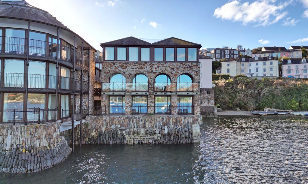 Property photo 1 of 14 Photo 1