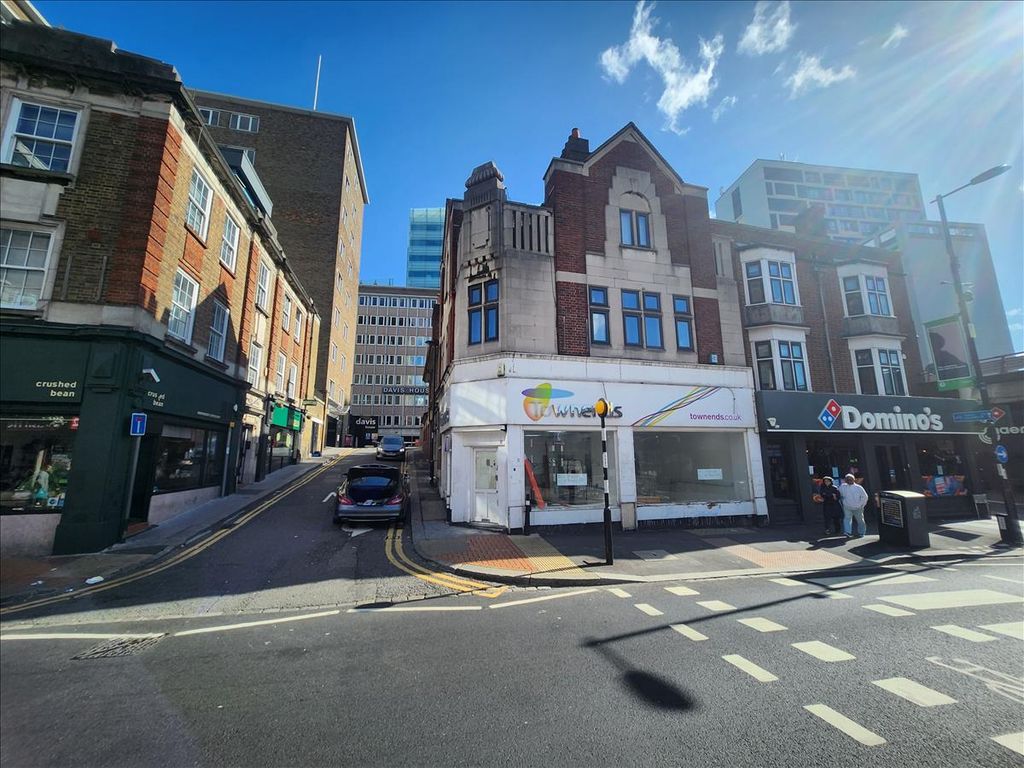 Property photo 3 of 10