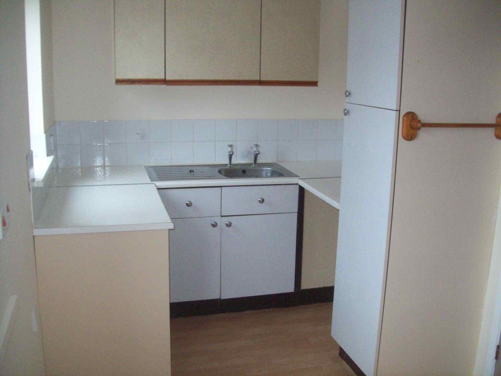 Property photo 3 of 5 Kitchen Area