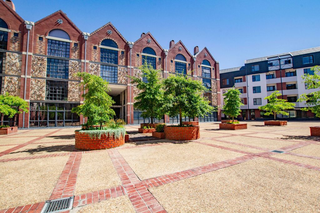 Property photo 1 of 16 St1688227