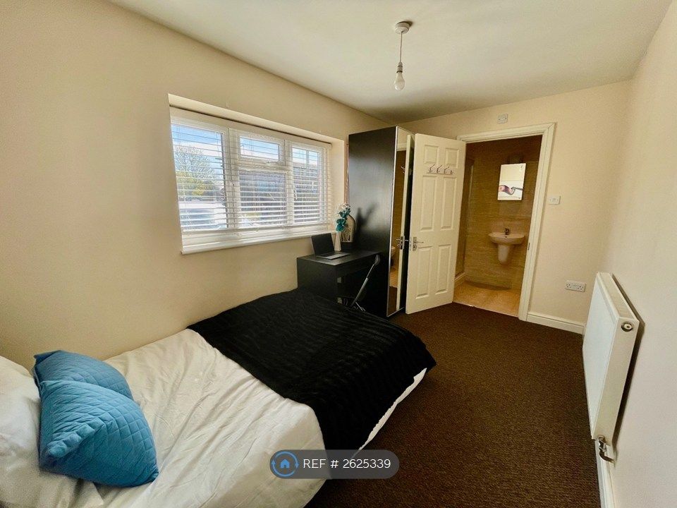 Property photo 1 of 4