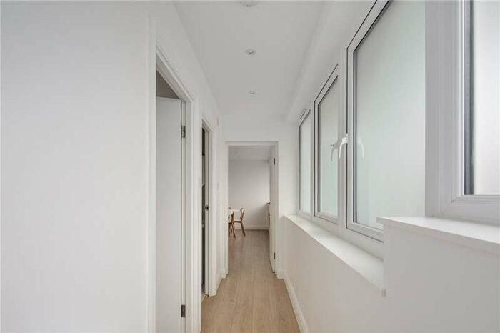 Property photo 3 of 6 Balmers Road, 22 8.Jpg