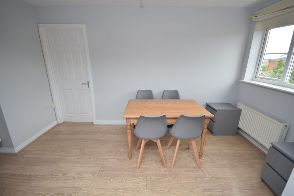 Property photo 3 of 10 Kitchen/Diner