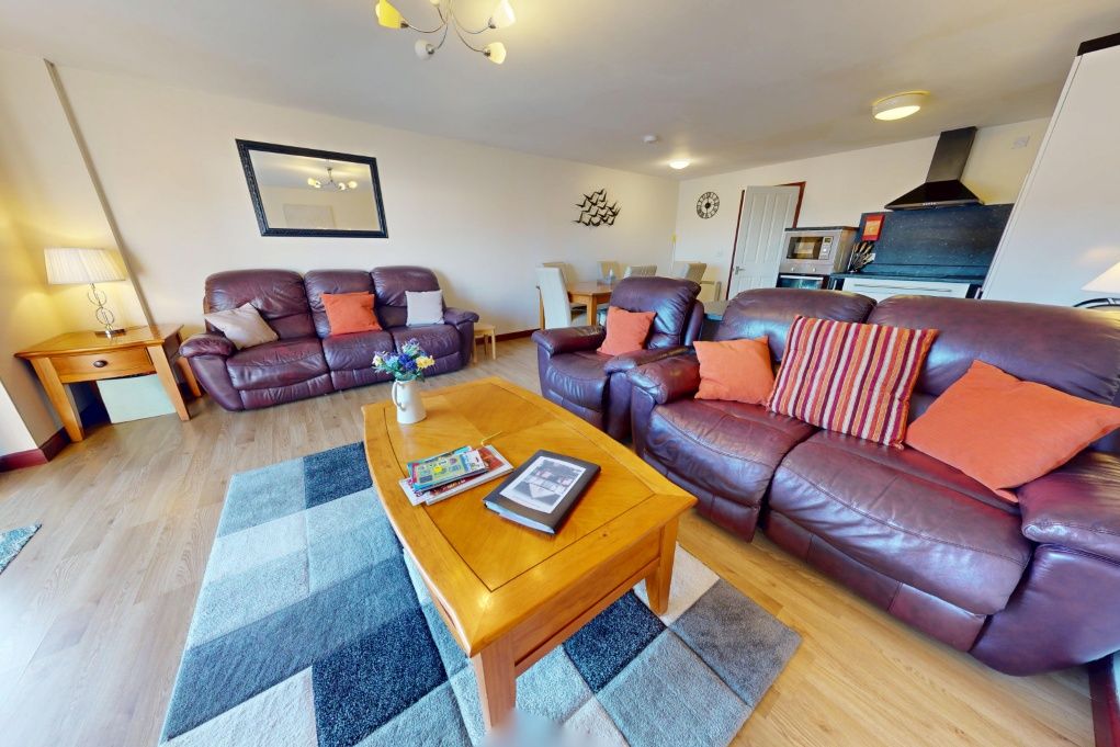 Property photo 2 of 24