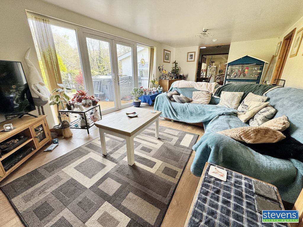 Additional image 6 of 5 bed bungalow for saleNorth Road Industrial Estate, Okehampton, Devon EX20