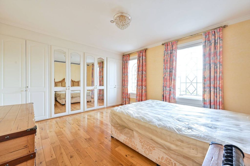 Additional image 19 of 8 bed detached house to rentPembroke Gardens, London W8, Kensington, London