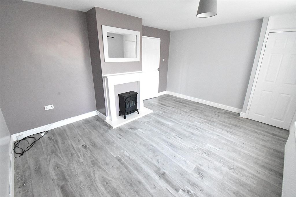 Property photo 2 of 8 2.Jpg