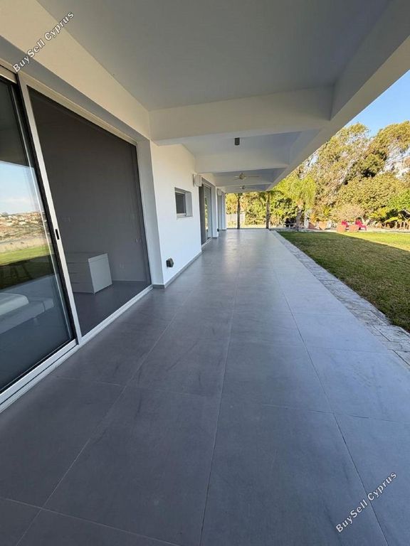 Property photo 3 of 26