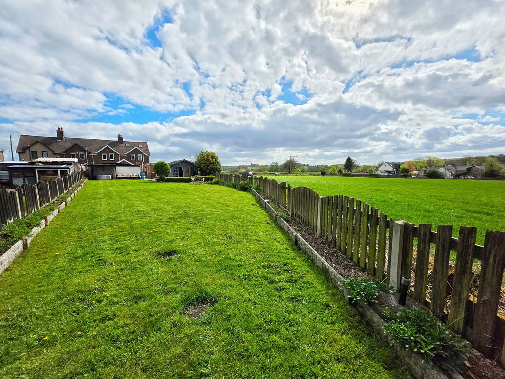 Property photo 1 of 30