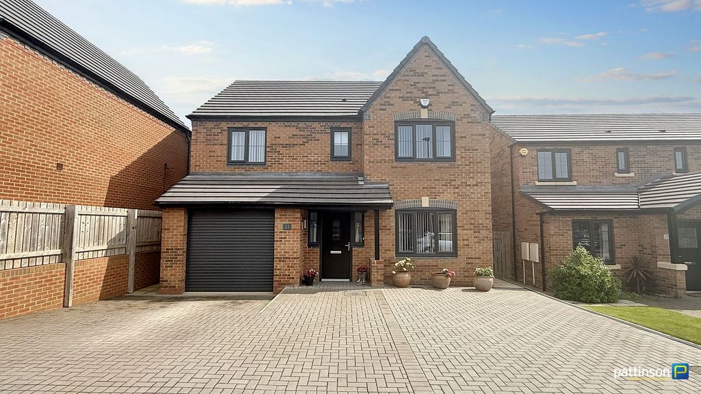 Property photo 1 of 34