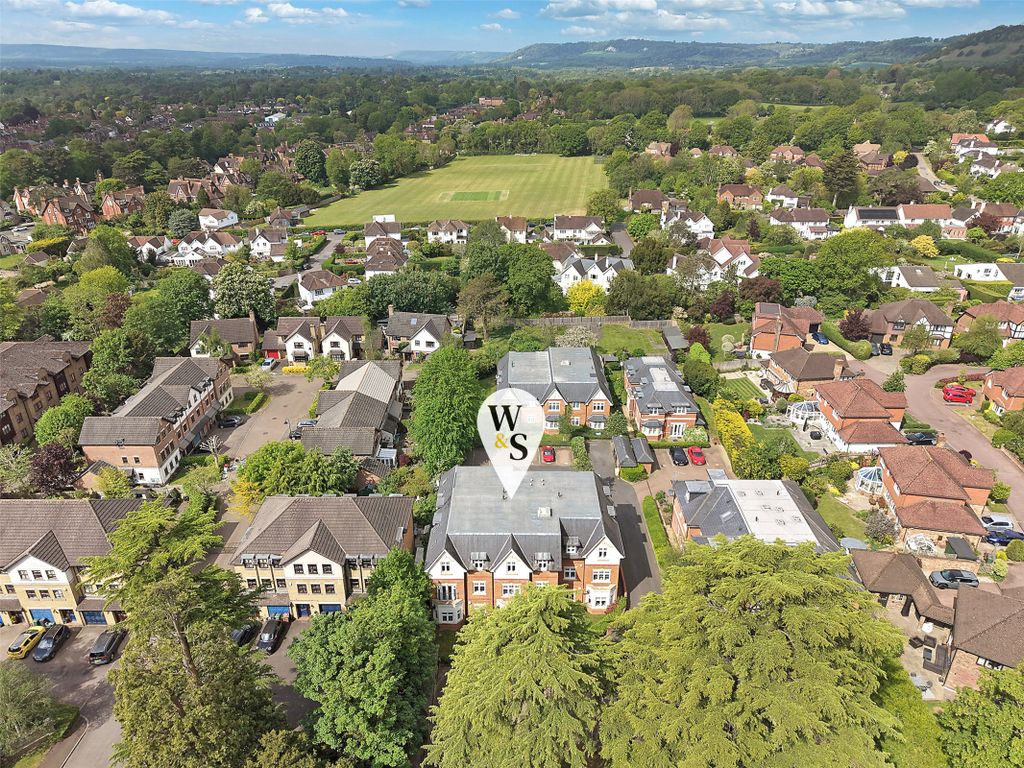 Property photo 1 of 16 Picture No. 27