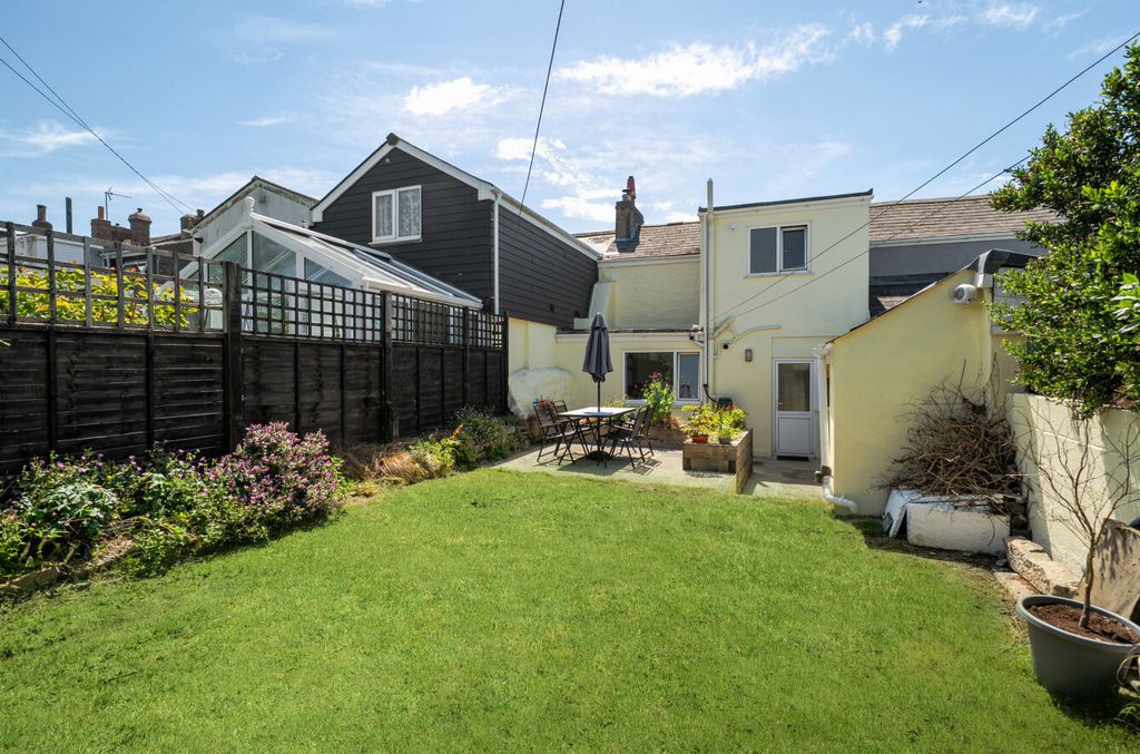 Property photo 2 of 20 1487074-16-6A54F3...