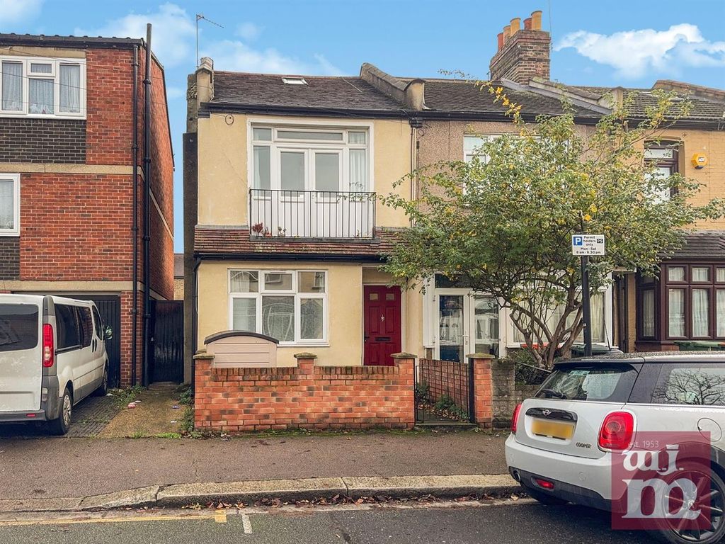 Property photo 1 of 13 Front Of House