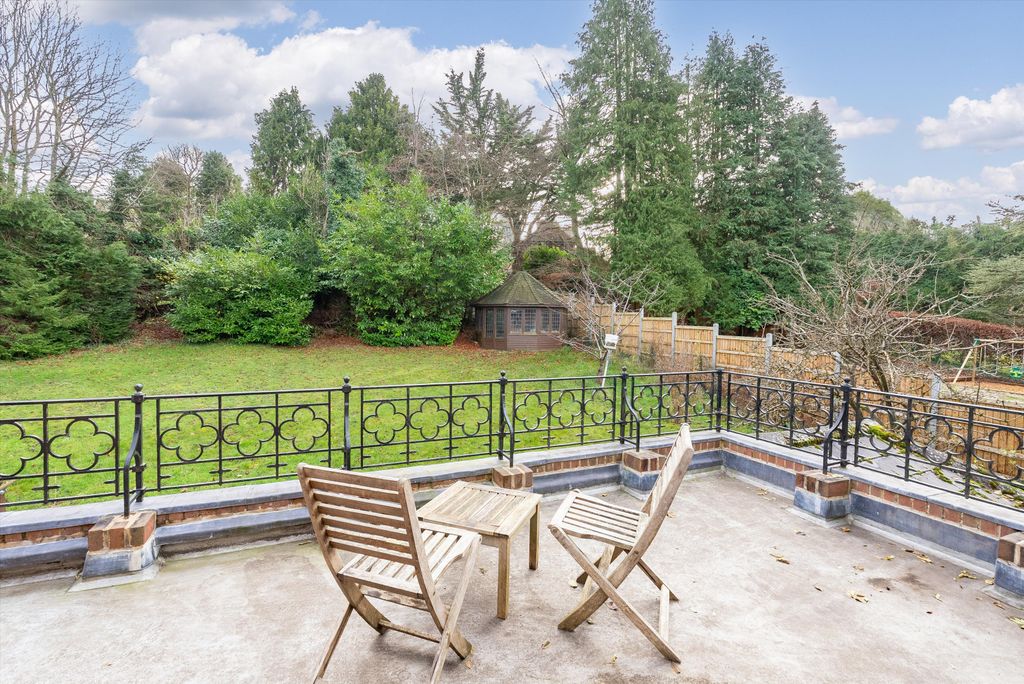 Property photo 3 of 17 Image