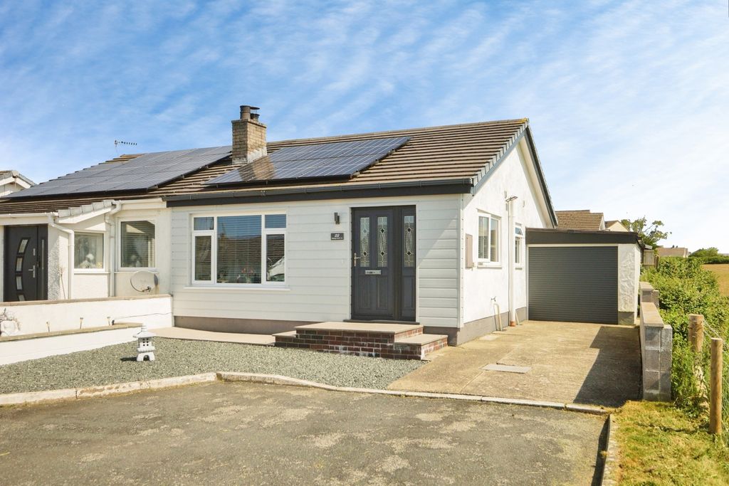 Property photo 1 of 37 Pbox-Img.Jpg