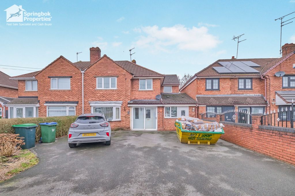 Property photo 1 of 19 Front View