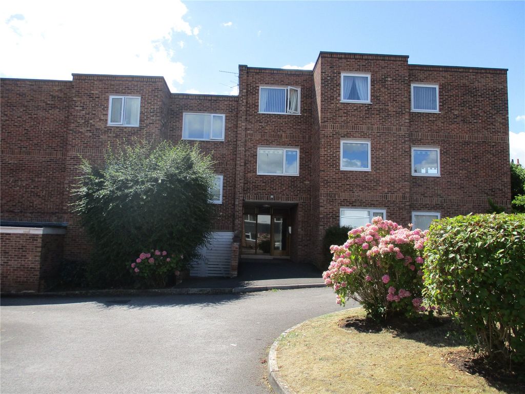 Property photo 1 of 11 Outside Front