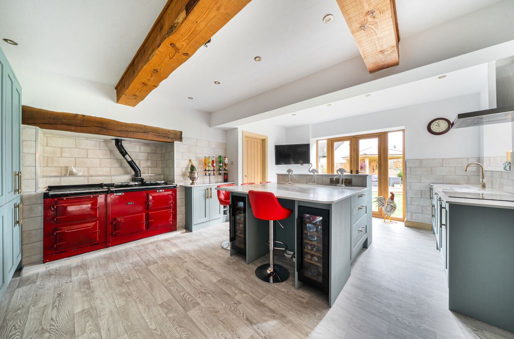 Property photo 3 of 42 1421964-25-69B051...