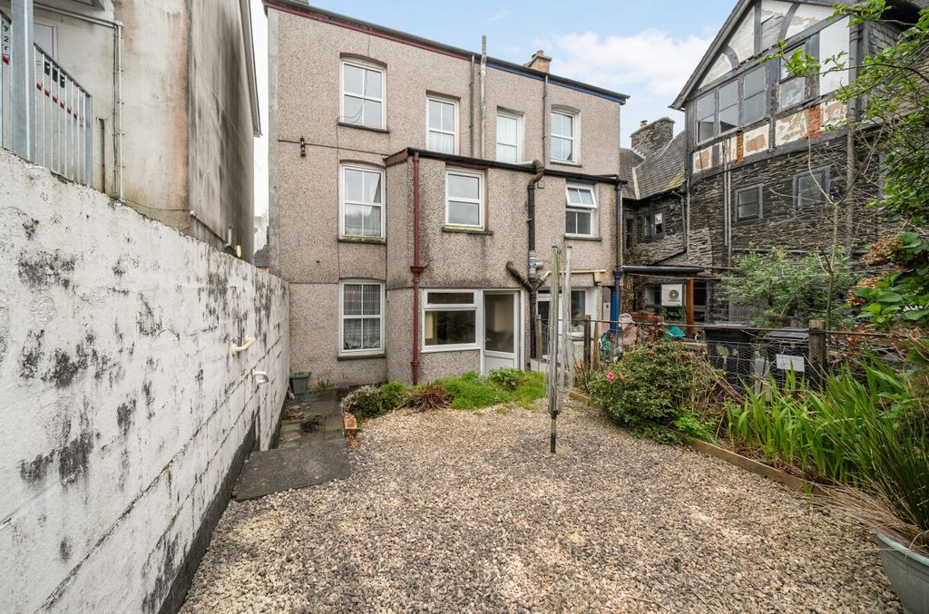 Property photo 2 of 17 1437397-16-69Ceb7...