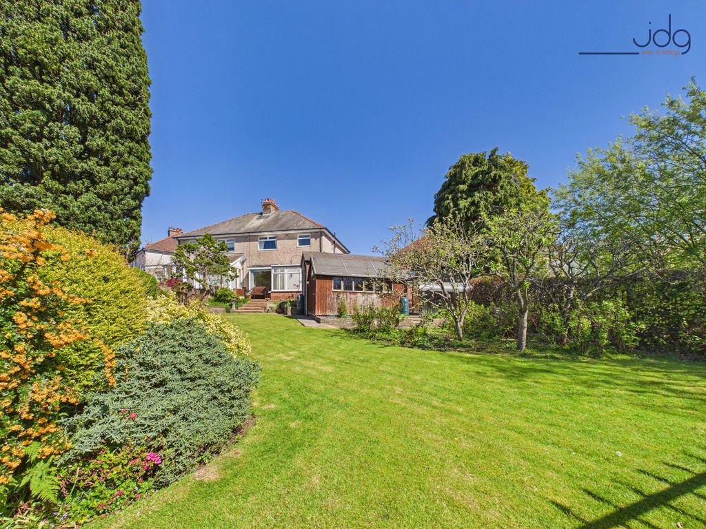 Property photo 1 of 26 Welcome To Winsor Avenue!