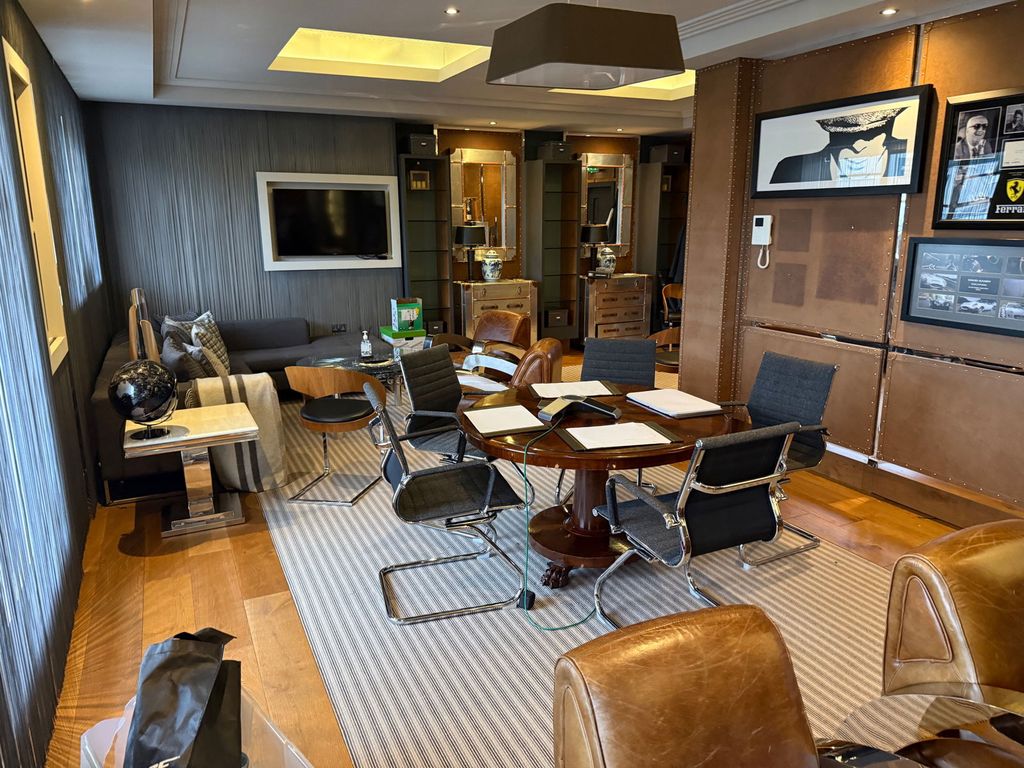 Property photo 1 of 5