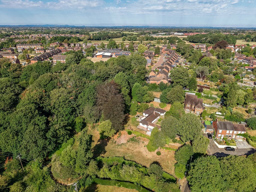 Property photo 3 of 26 Aerial