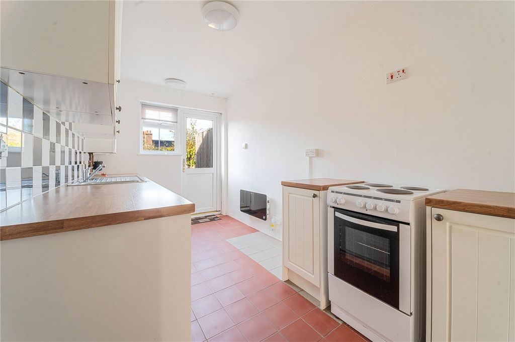 Property photo 3 of 13 Kitchen